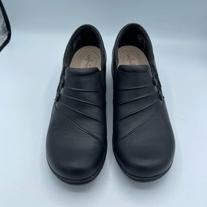 Clarks black leather shoes women’s size 9.5M